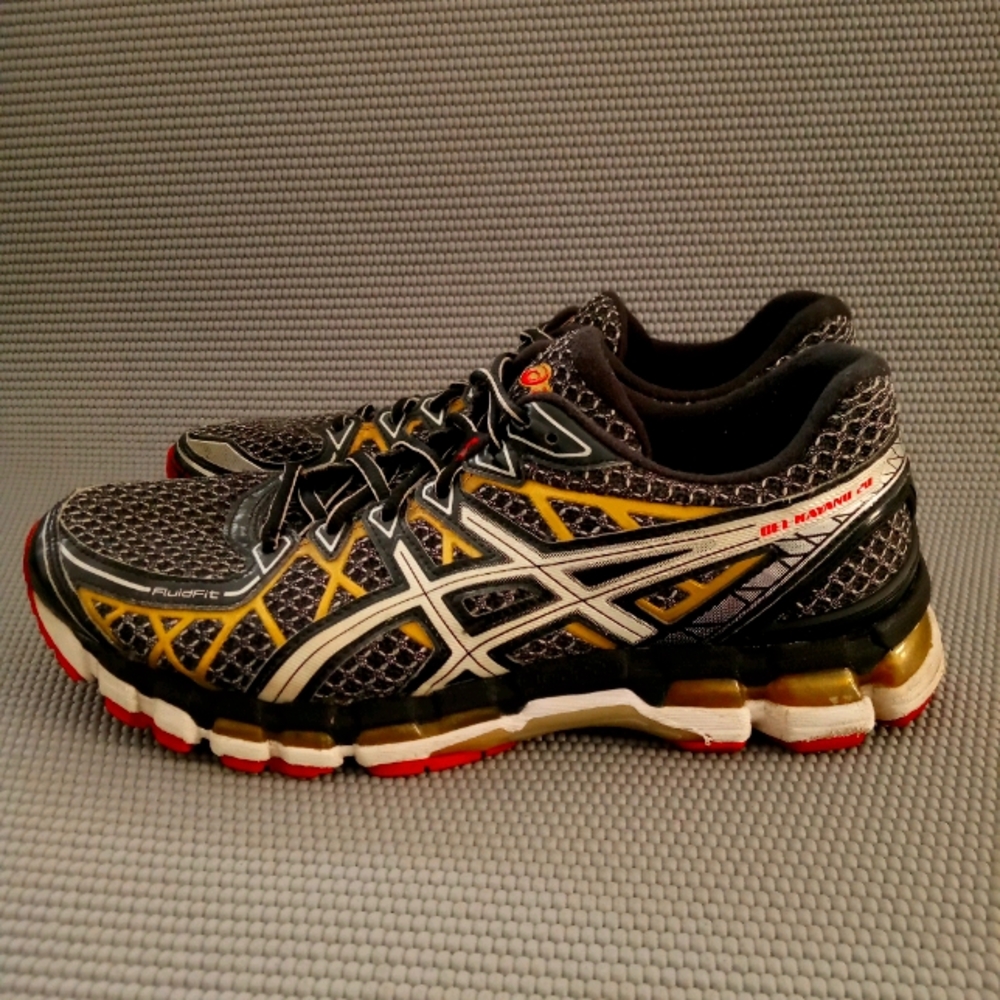 ASICS GEL-KAYANO 20